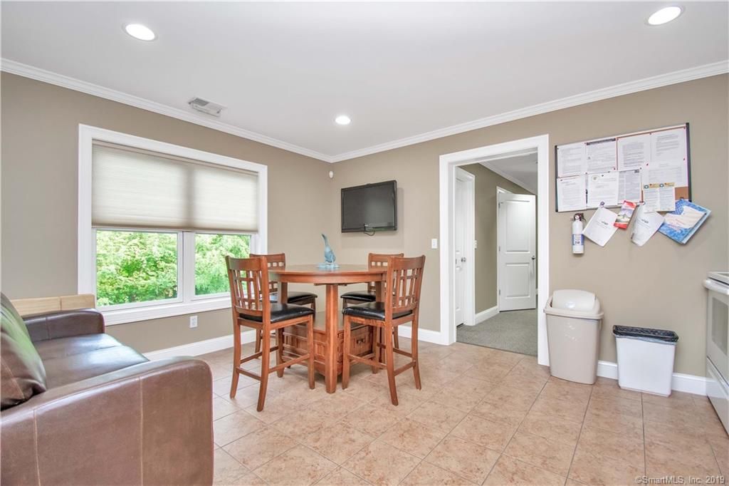 Suite 604 : 85 Felt Rd, South Windsor, CT, 06074